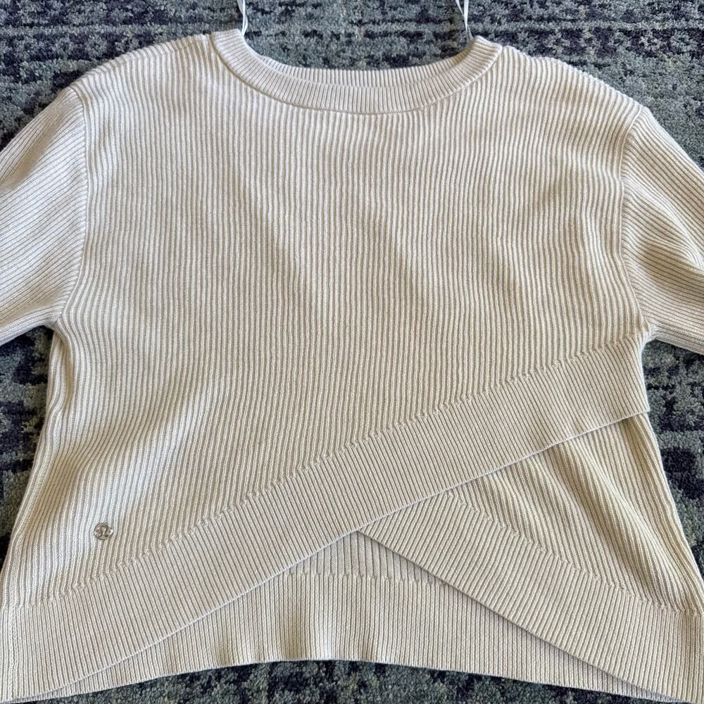 Lululemon Knit Reversible Crossover Sweater in Bone Casual Loungewear- Size XS - Picture 10 of 12